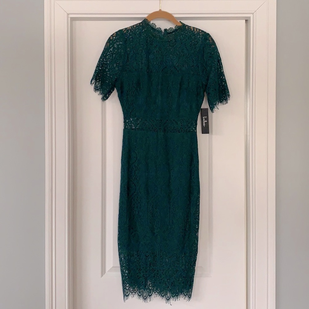Lulus Lace green dress-size xs